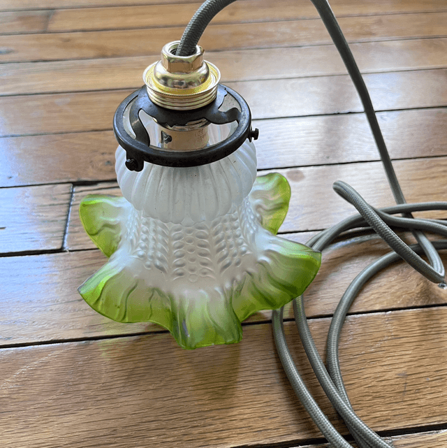 Lampe baladeuse abat jour tulipe verte