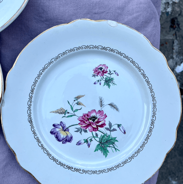 Série de 12 assiettes plates Luneville KG