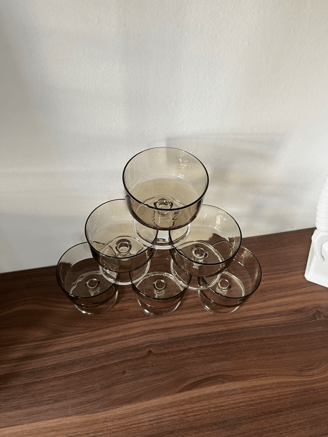 4 coupes à dessert fumé Luminarc