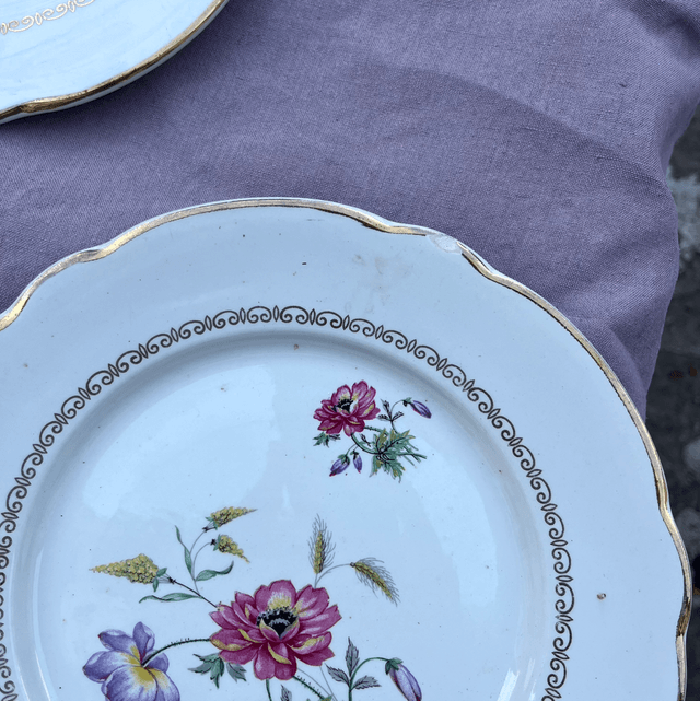 Série de 12 assiettes plates Luneville KG