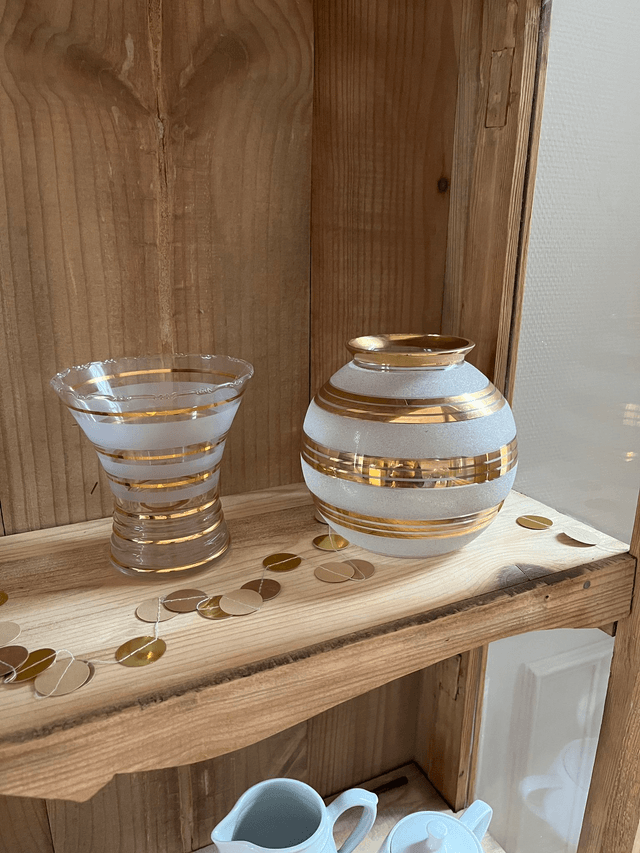 Vase en verre granité et ciselé, liserets dorés - années 50