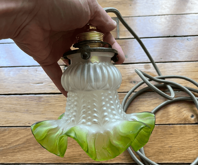 Lampe baladeuse abat jour tulipe verte