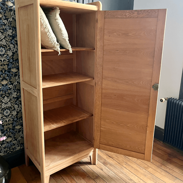 Bonnetière armoire années 60